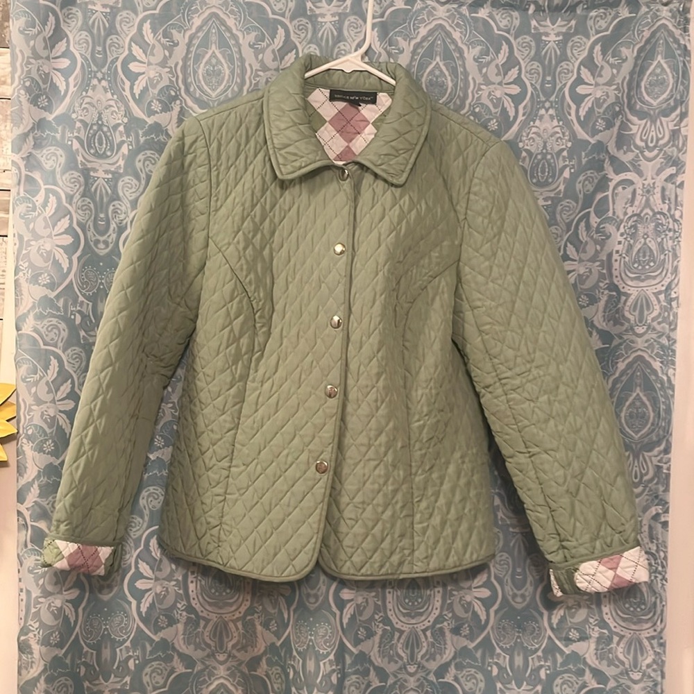 Woman’s petit jacket